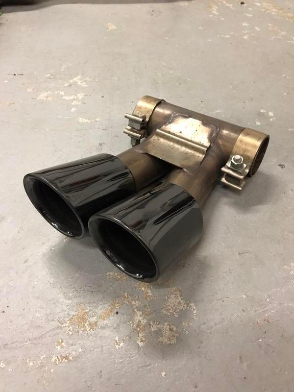 Engine - Exhaust - 981 Dual Exhaust Tips - Used - San Diego, CA 92117, United States