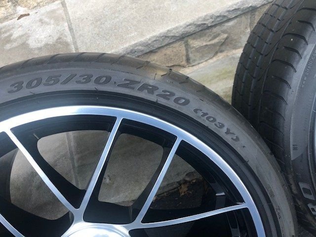 Wheels and Tires/Axles - 20" Porsche 991.2 Turbo Centerlock Wheels, Tires, TPMSFlawless - Used - 2018 Porsche 911 - Roslyn Heights, NY 11577, United States