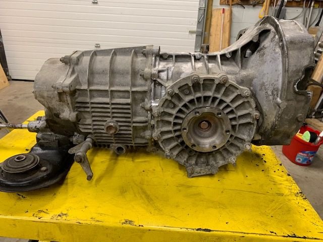 Drivetrain - Porsche 915 Gearbox - Used - 1974 to 1986 Porsche 911 - London, ON N5V3L3, Canada