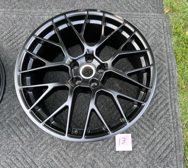 Wheels and Tires/Axles - OEM 20" Staggered RS Spyder Wheel Set from Macan GTS with TPMS in Satin Black - Used - 0  All Models - Chicago, IL 60622, United States