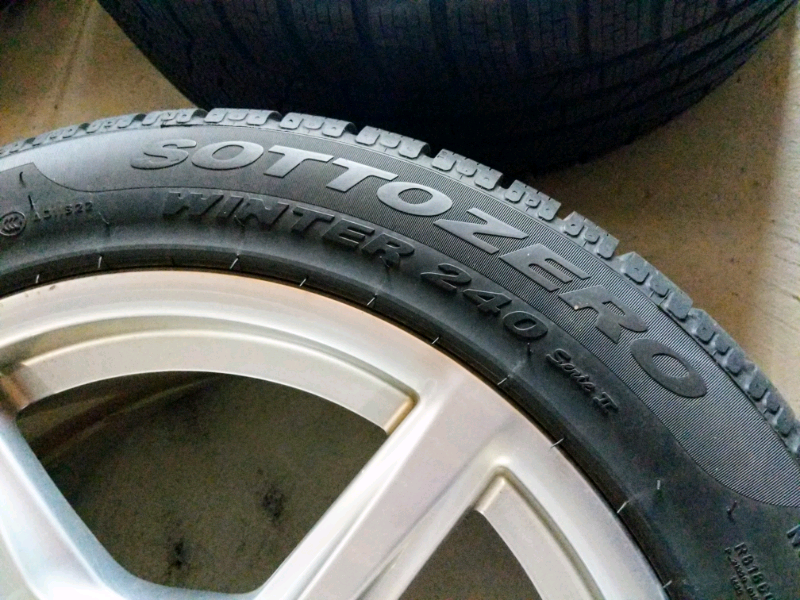 Wheels and Tires/Axles - *Like-New Porsche Boxster/Cayman OEM 18" Wheels & Winter Tires - Used - All Years Porsche Boxster - All Years Porsche 718 Boxster - All Years Porsche 718 Boxster - All Years Porsche Cayman - Toronto, ON M5M2Z2, Canada