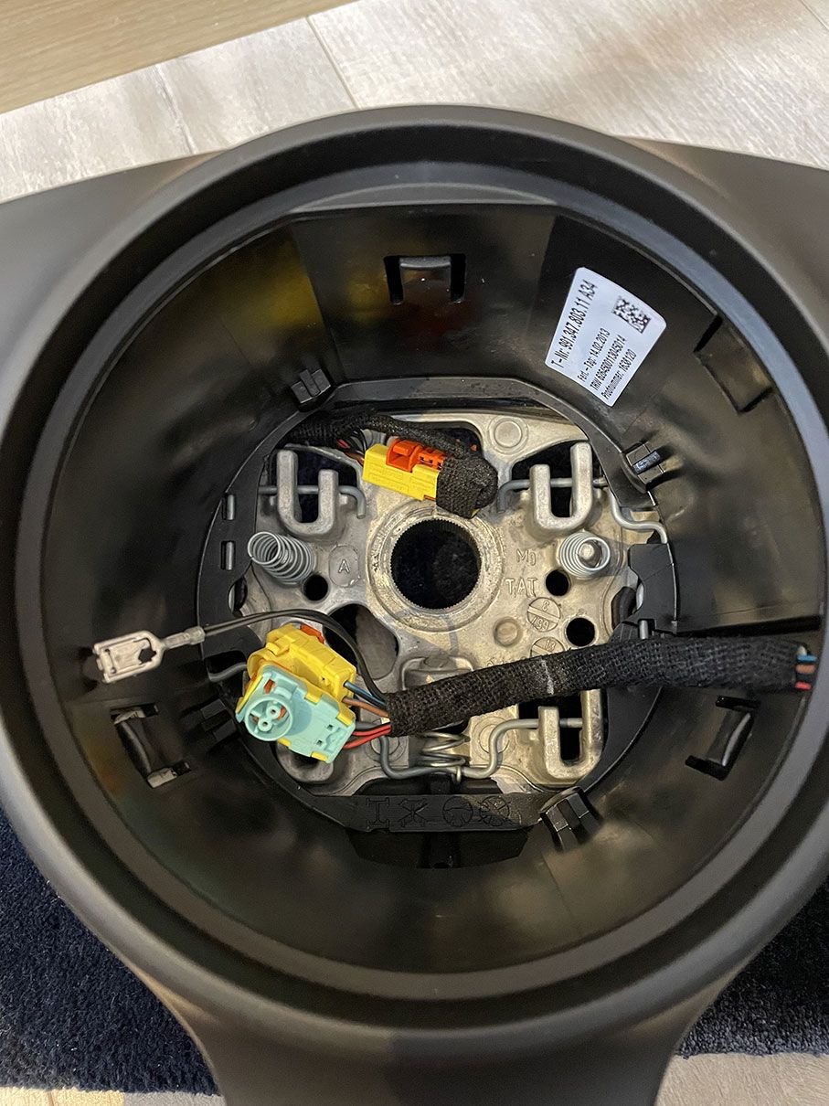Interior/Upholstery - 997 / 991 Genuine Factory smooth leather PDK steering wheel close to Mint Condition - Used - 2005 to 2015 Porsche 911 - La, CA 90049, United States
