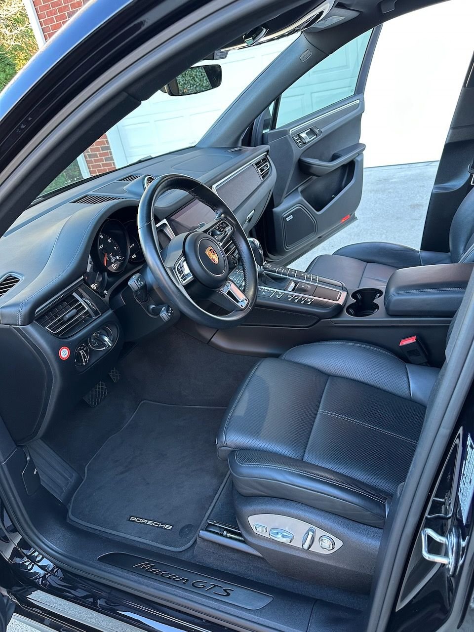 2020 Porsche Macan - 2020 Macan GTS Black/Black 28k miles + CPO - Used - VIN WP1AG2A53LLB55892 - 29,000 Miles - 6 cyl - AWD - Automatic - SUV - Black - Charlotte, NC 28277, United States