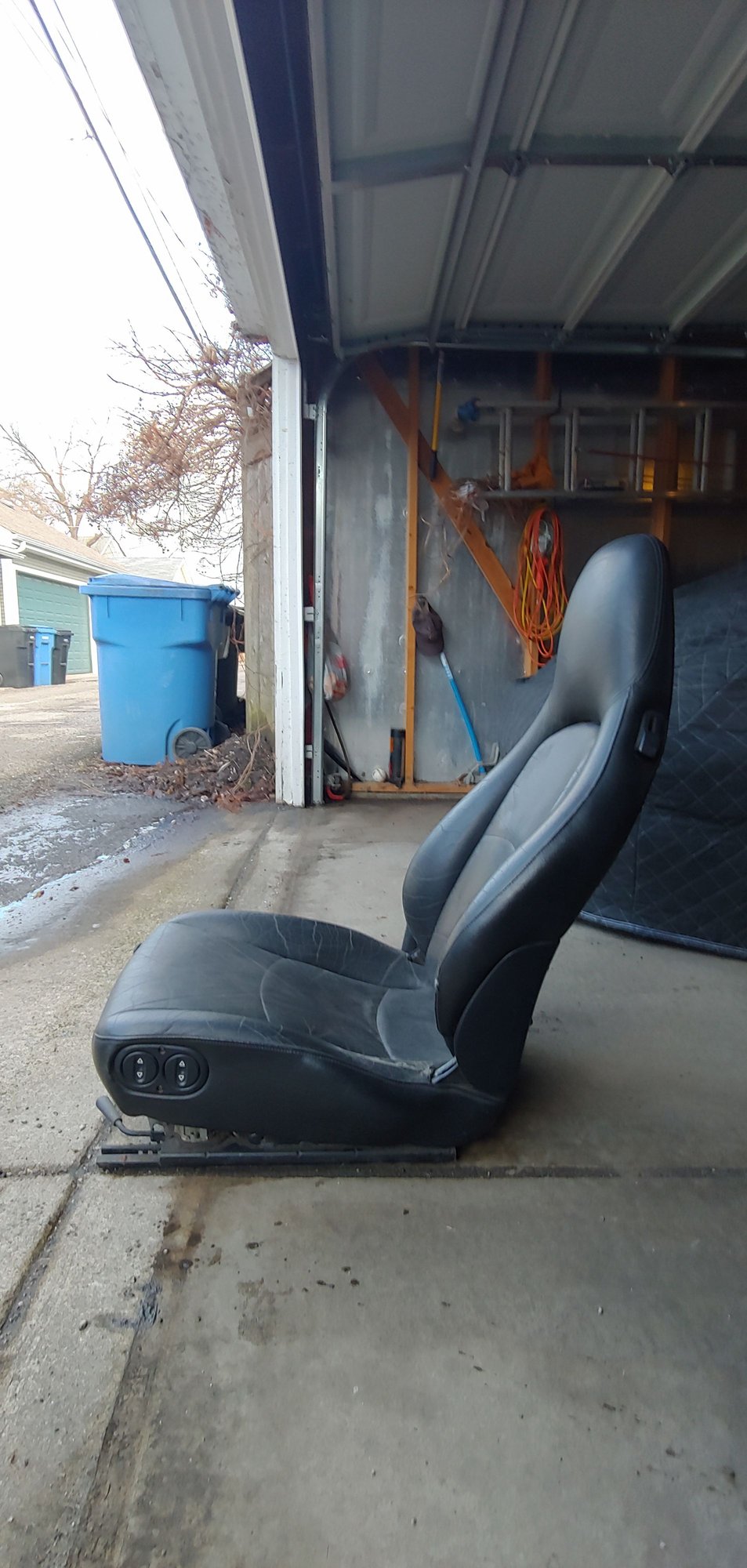 1995 Porsche 911 - 993 Front Black Partial Leather Seats - Used - VIN WP0AA2998TS322747 - Chicago, IL 60625, United States