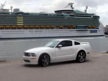 Performance White Mustang GT Coupe with Roush springs, 20&quot; Moz Cougar wheels, Legend Chin spoiler, 3d Carbon headlight splitters
