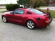 2007 Mustang GT/CS side