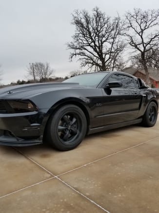 I think american racing wheels are sleek in black