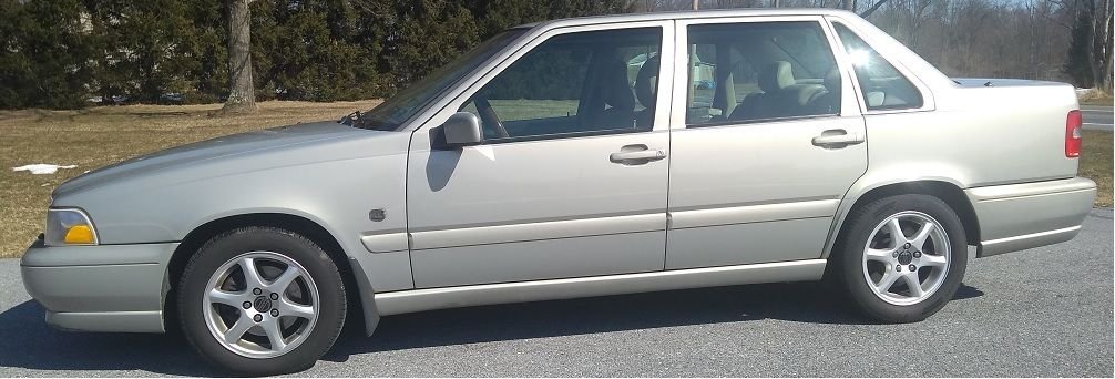 2000 Volvo S70 - Rare Beauty - Used - VIN YV1LS61J7Y2658362 - 388,874 Miles - 5 cyl - 2WD - Automatic - Sedan - Beige - Jonestown, PA 17038, United States