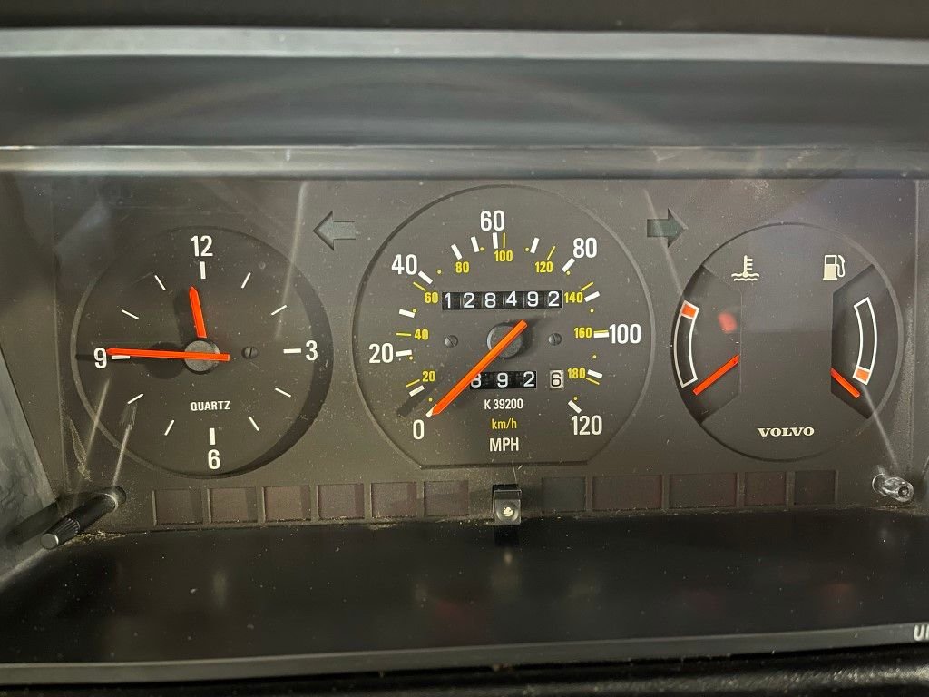 1992 Volvo 240 - 1992 Volvo 240 Wagon *One Owner* *Excellent Condition* - Used - VIN YV1AW8806N1927487 - 4 cyl - 2WD - Automatic - Wagon - White - Exton, PA 19341, United States