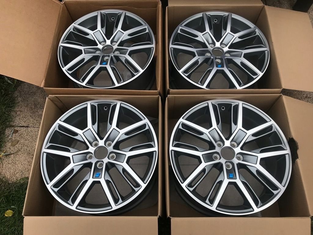 Wheels and Tires/Axles - s60/v60 19inch polestar alloys 31454841 - New - 2011 to 2019 Volvo V60 - Abergavernny NP75DB, United Kingdom
