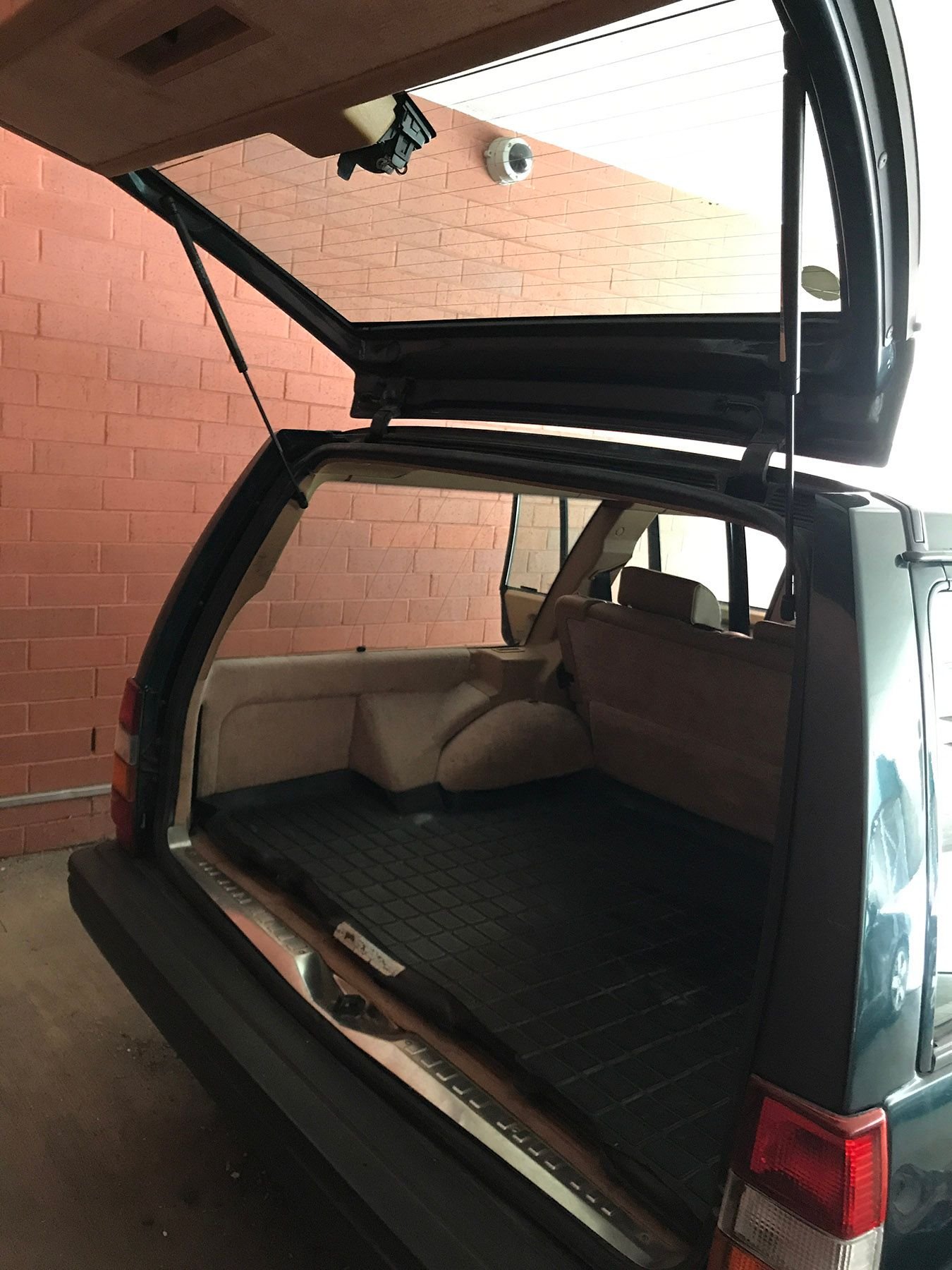 1994 Volvo 940 - FS: 1994 940T wagon with 142K miles; well-maintained - Used - VIN YV1JW8619R3124713 - 4 cyl - 2WD - Automatic - Wagon - Blue - New York, NY 10032, United States