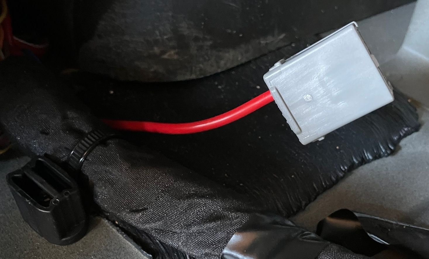 Driver side connector