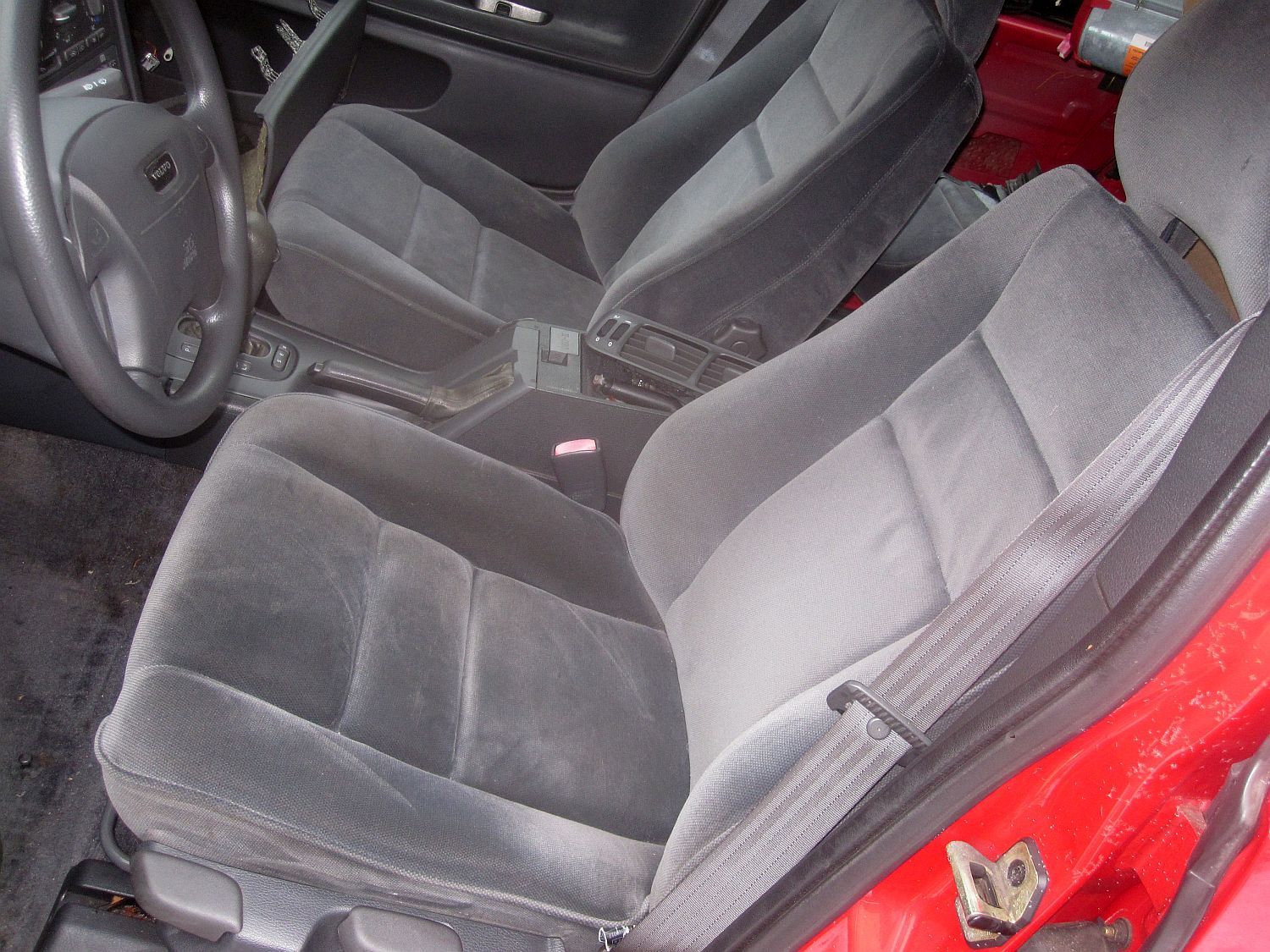 1998 Volvo S70 - Parts from '98 S70 - Caledon Village, ON L7K1E8, Canada