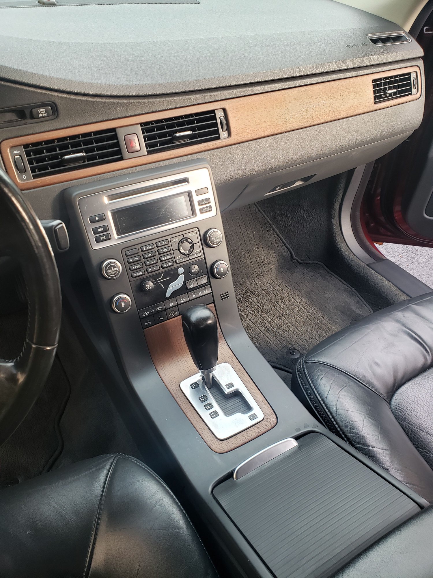 2009 Volvo XC70 - 2009 Volvo XC70 3.2 $2,500 Needs Differential - Used - VIN yv4bz982291065316 - 216,500 Miles - 6 cyl - AWD - Automatic - Wagon - Red - Paramus, NJ 07652, United States