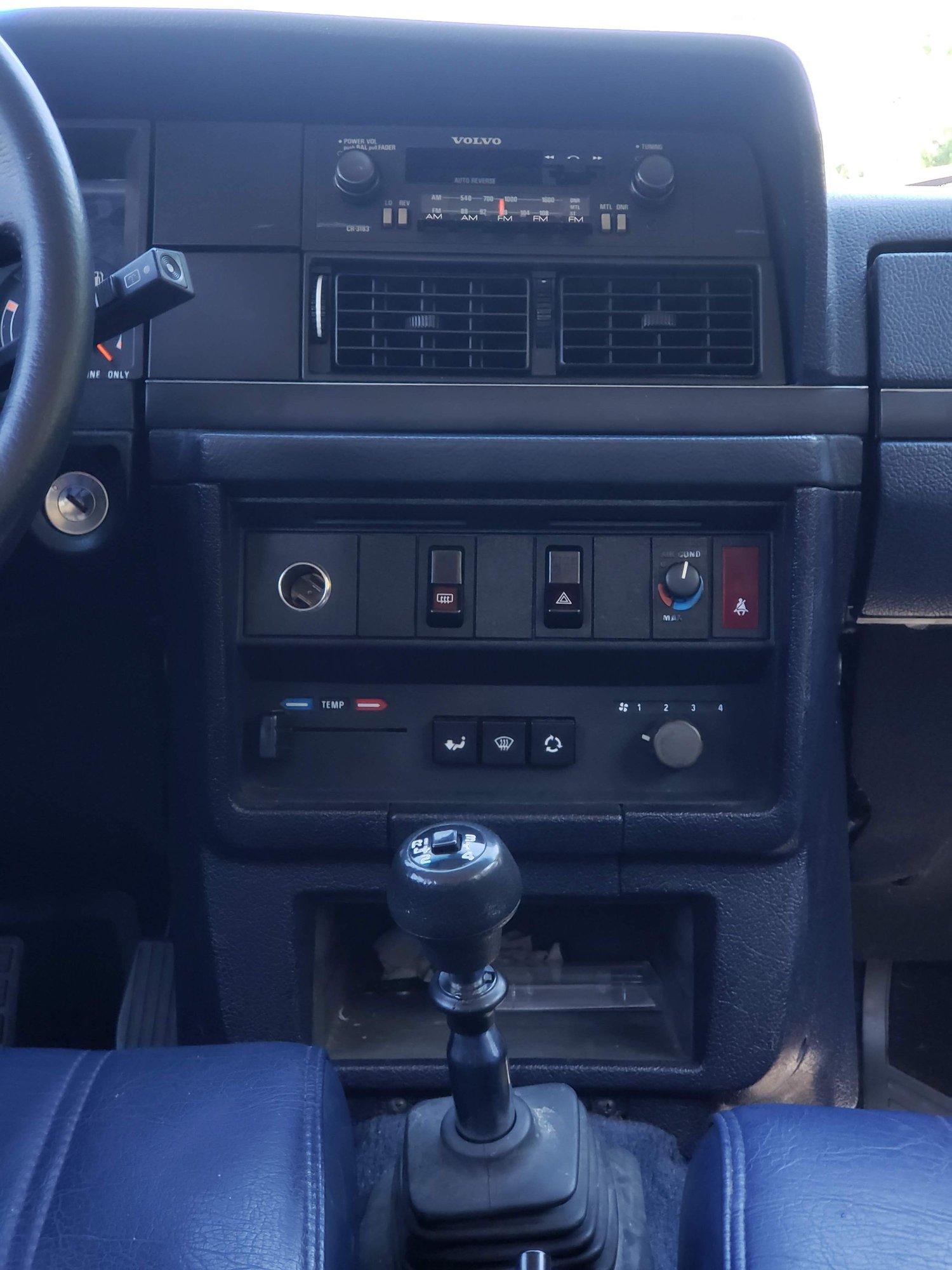 1986 Volvo 245 - [Rare find] 1986 Volvo 240 DL 4-Speed + Overdrive Wagon - Used - VIN YV1AX885XG1684875 - 180,000 Miles - 4 cyl - 2WD - Manual - Wagon - Gray - Tacoma, WA 98406, United States