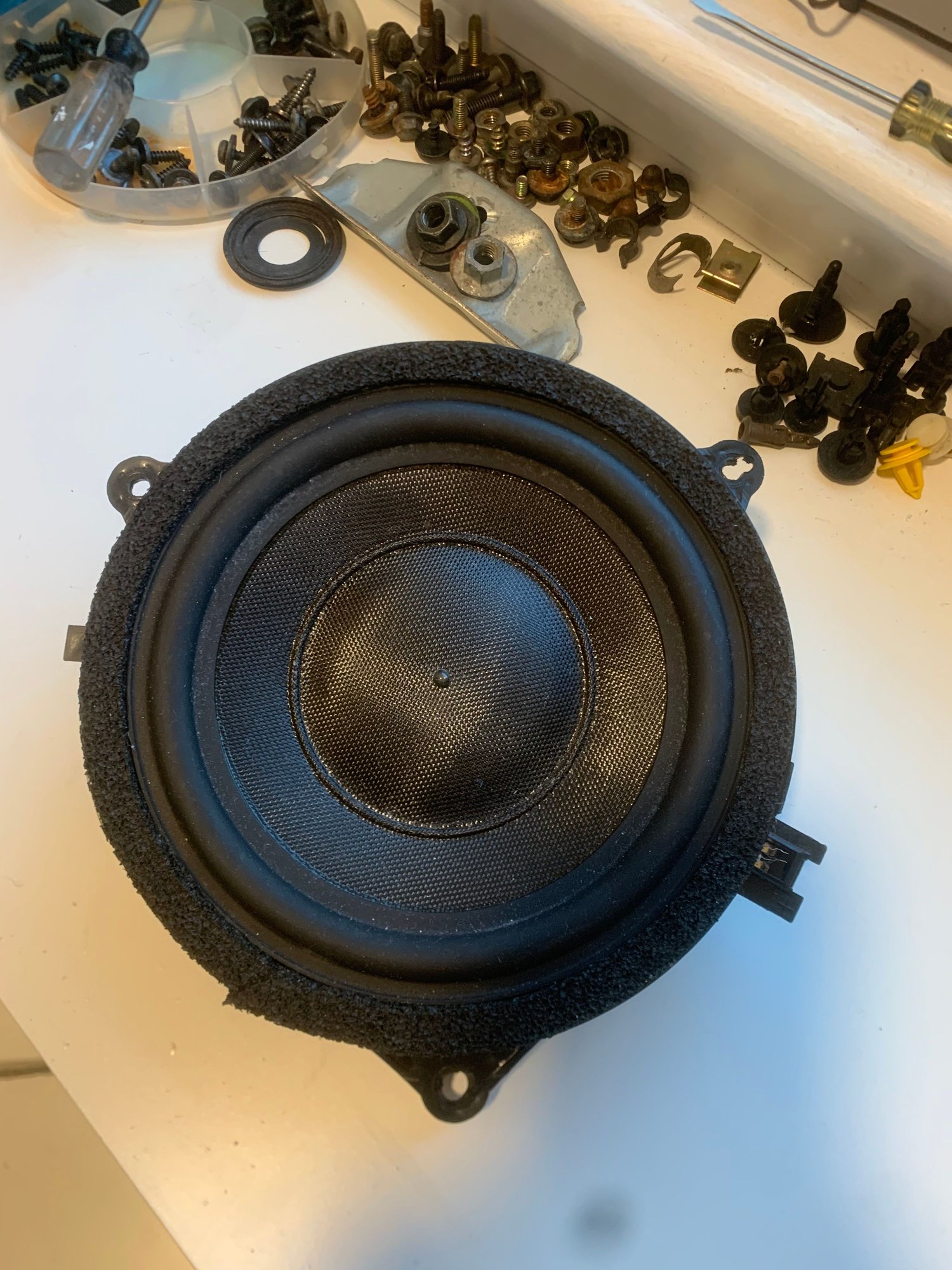 Audio Video/Electronics - 04 V70 “premium” speakers - Used - 2001 to 2004 Volvo V70 - Bridgewater, MA 02324, United States
