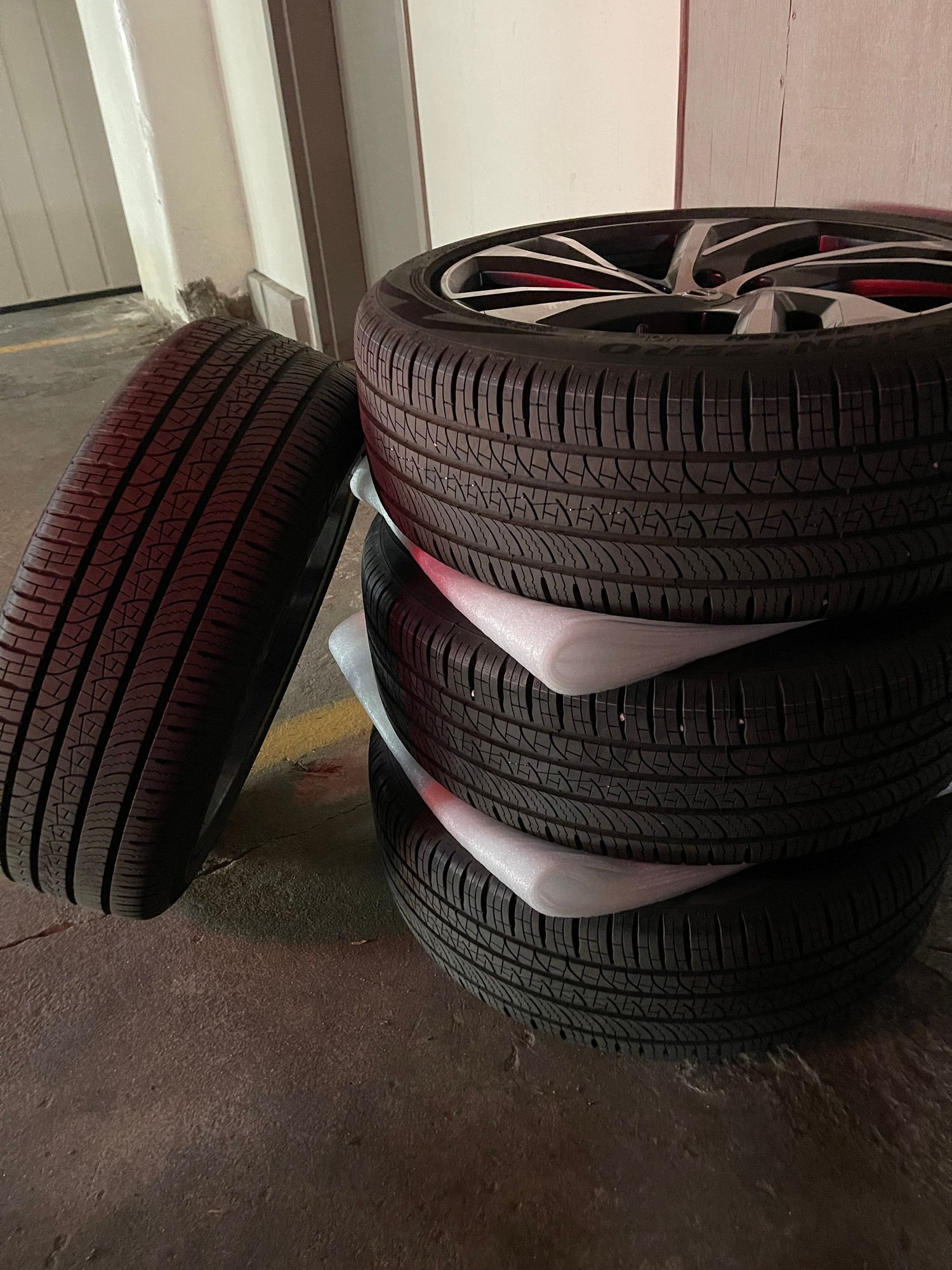 Wheels and Tires/Axles - XC40 20” Rims and Tires - Used - 2019 to 2021 Volvo XC40 - Boston, MA 02128, United States