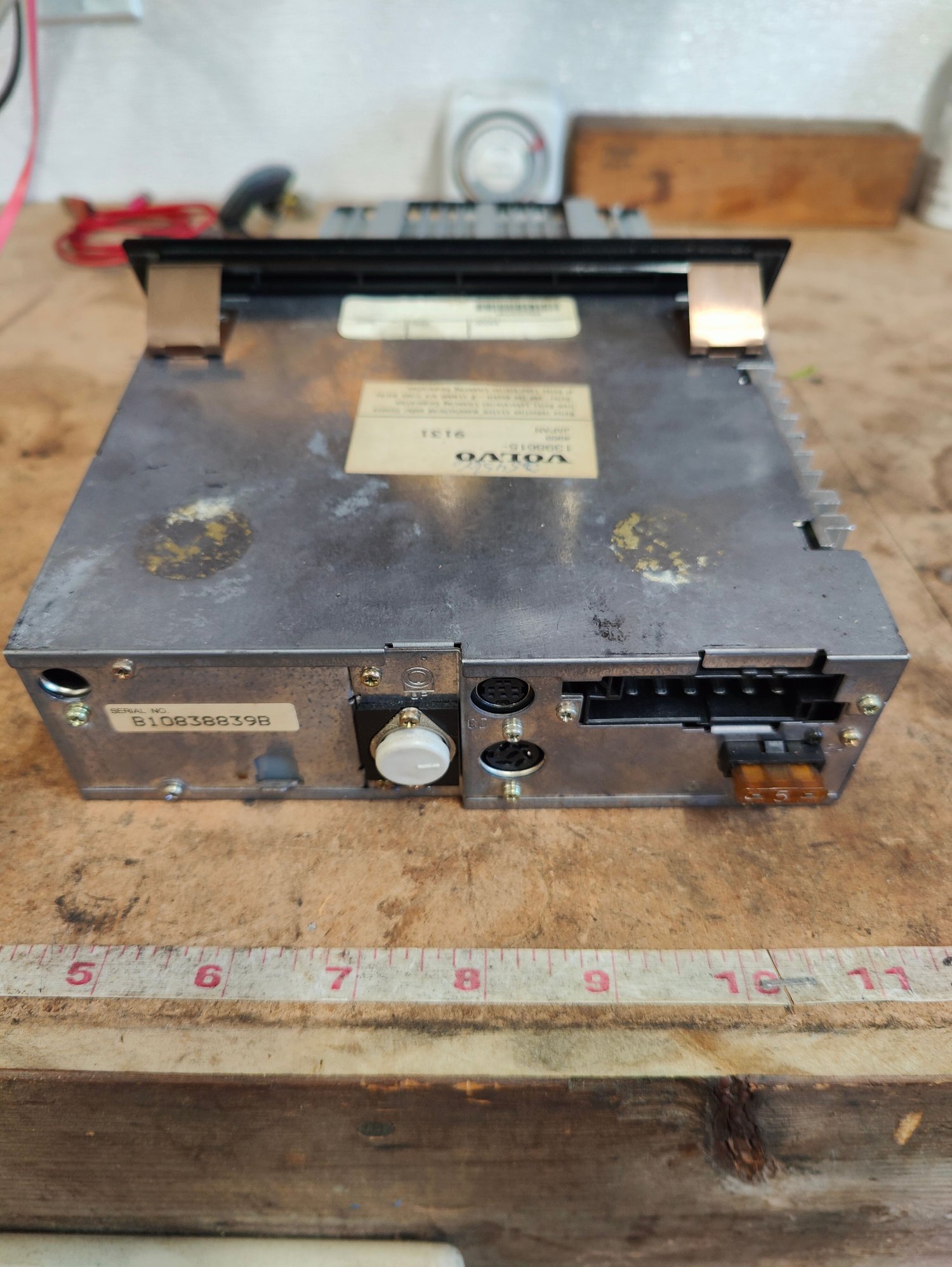 Audio Video/Electronics - Volvo CR-814 car stereo and amplifier - Used - 1994 Volvo 940 - Broad Brook, CT 06016, United States