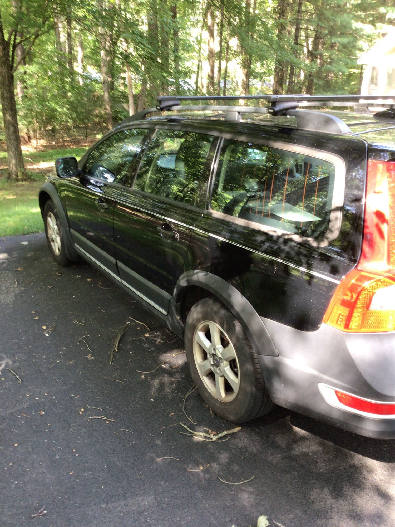 2009 Volvo XC70 - Original owner of 2009 xc70 has to leave the family sadly - Used - Saratoga Springs, NY 12866, United States