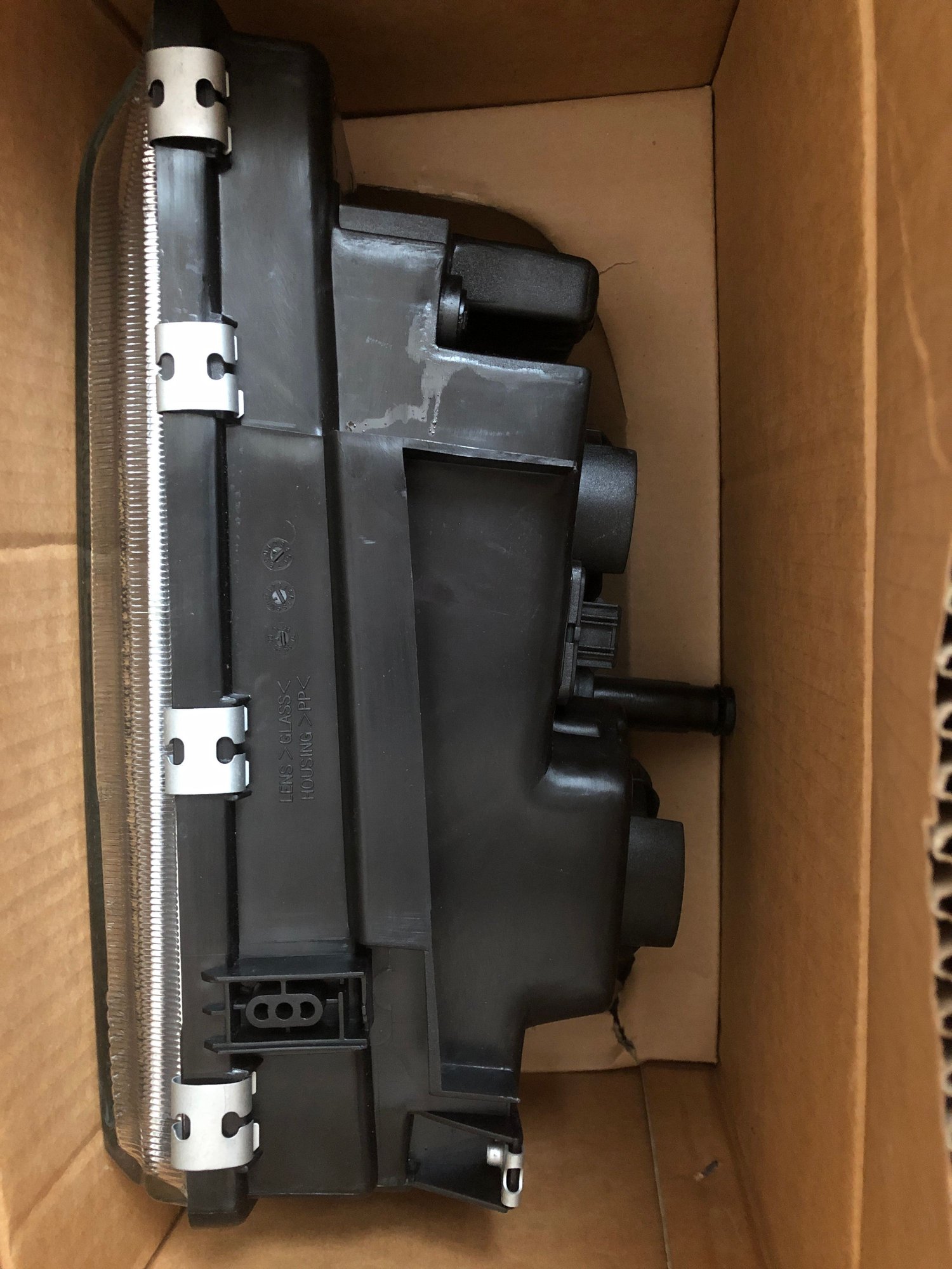 Lights - Volvo 850 Passenger Side Headlight Assembly - New - 1993 to 1997 Volvo 850 - Houston, TX 77041, United States