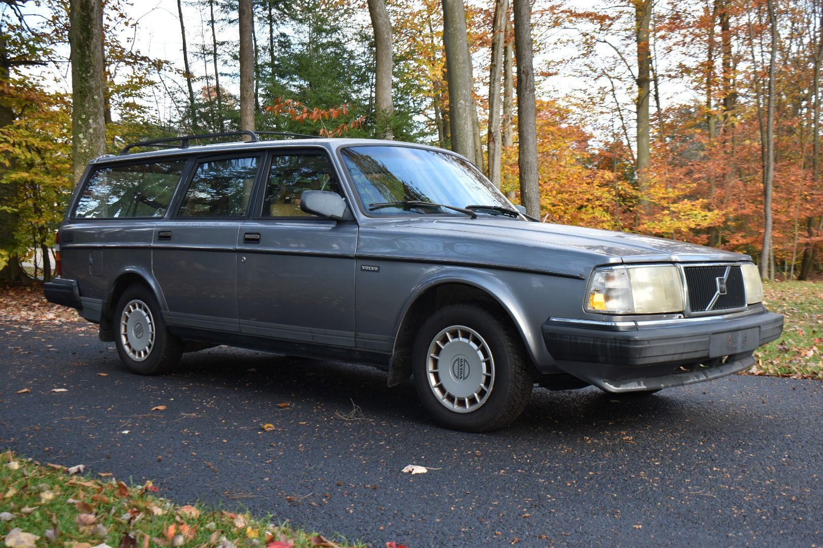 1991 Volvo 240 - 1991 Volvo 240 Wagon, $5k, Ebensburg, PA - Used - VIN YV1AA8859M1894381 - 149,504 Miles - 4 cyl - 2WD - Automatic - Wagon - Gray - Ebensburg, PA 15931, United States