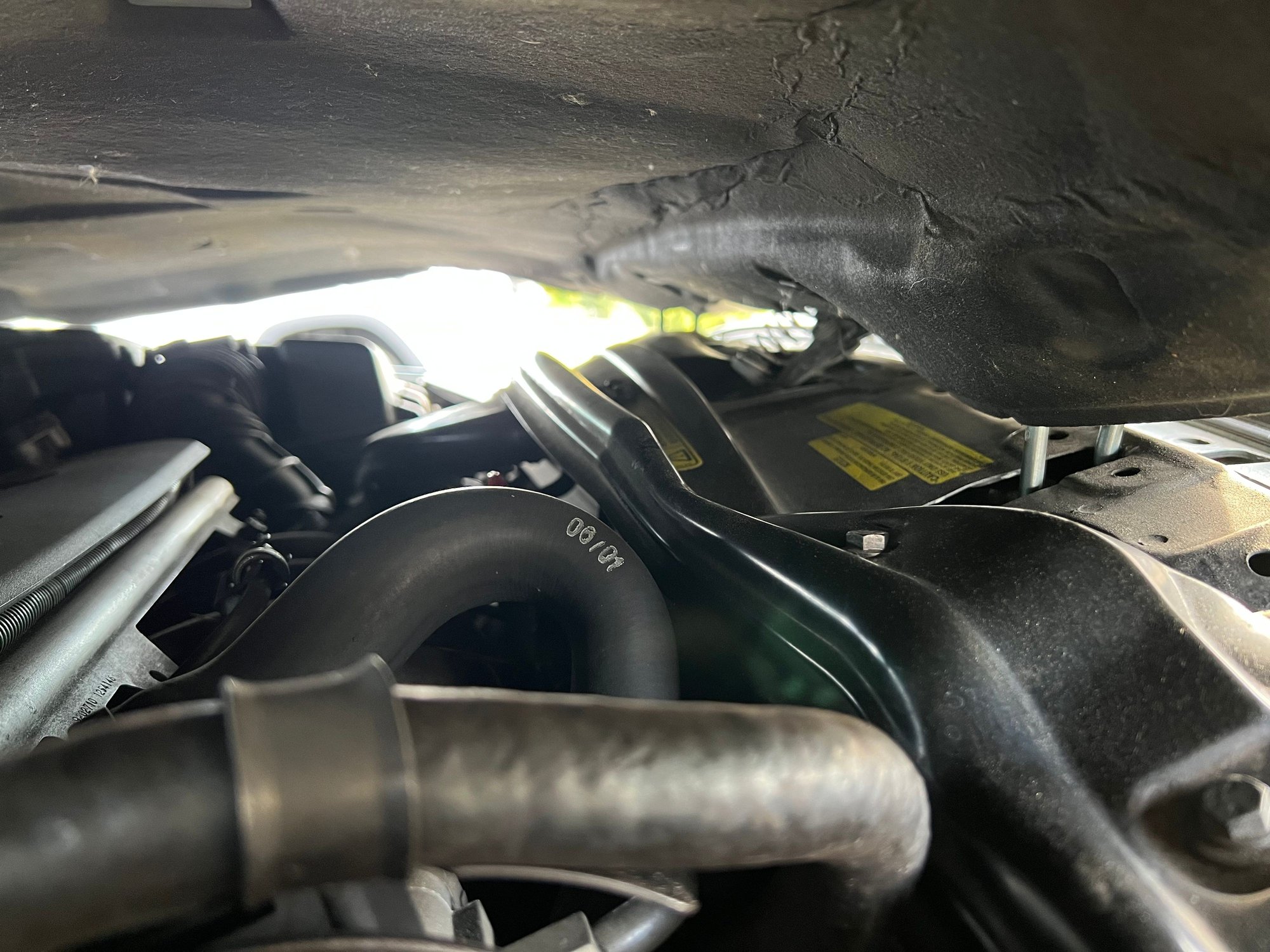 Front hood stuck after crash Volvo Forums Volvo Enthusiasts Forum