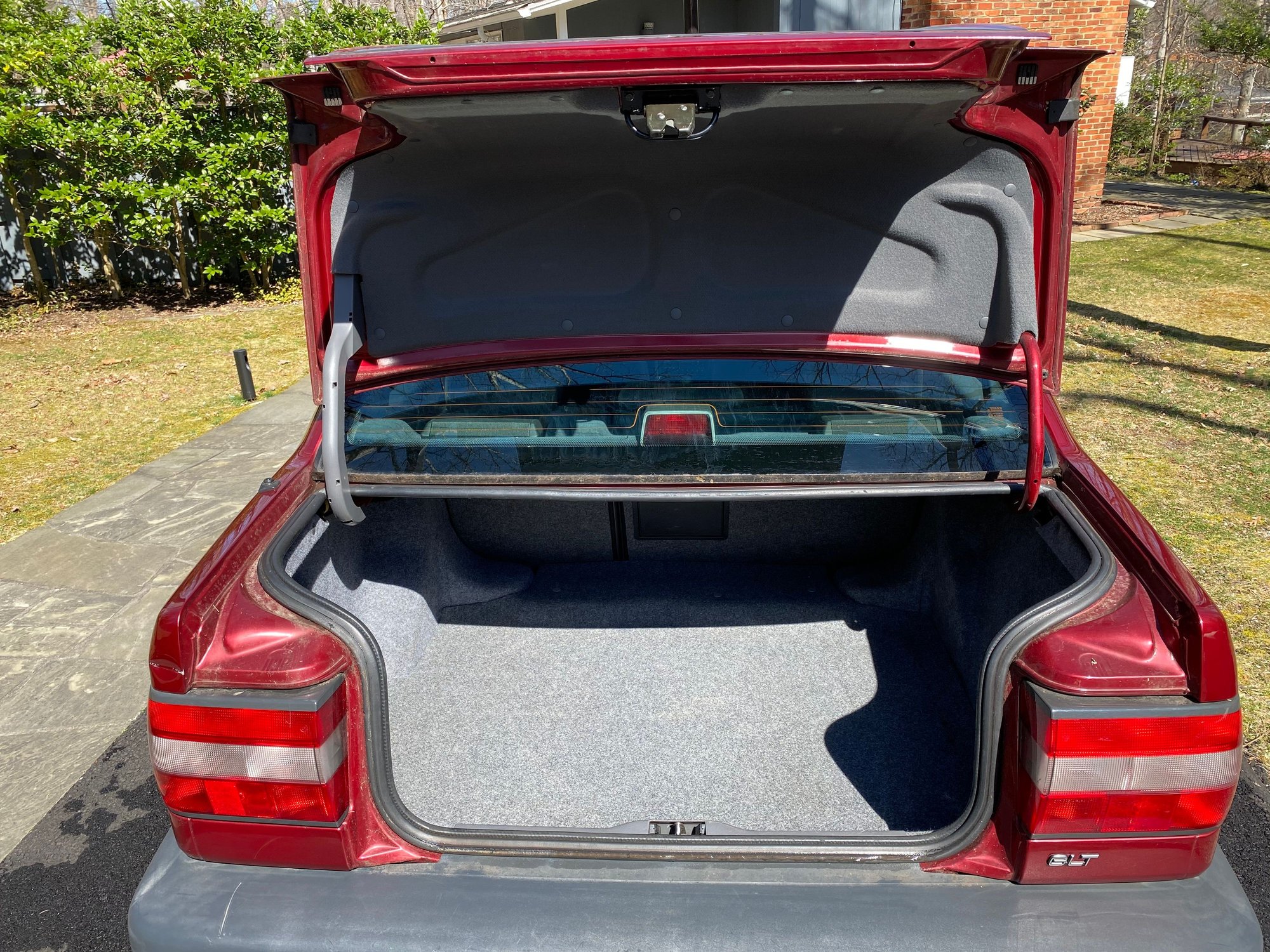 1996 Volvo 850 - 1996 850 GLT - 38k Miles - Used - VIN YV1LS551T1335530 - 38,170 Miles - 5 cyl - 2WD - Automatic - Sedan - Red - Alexandria, VA 22306, United States