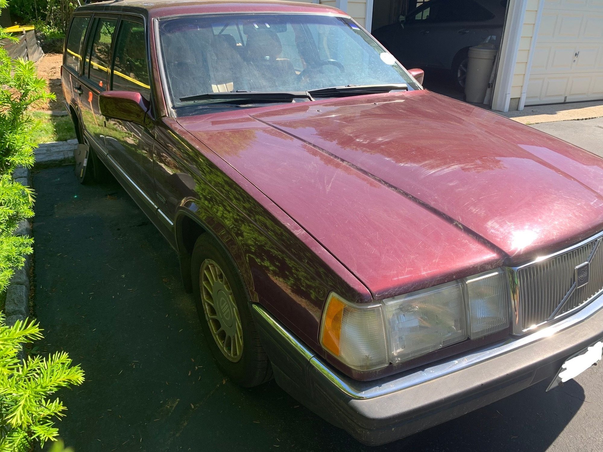 1993 Volvo 960 - Volvo 1993 960 Station Wagon - OBO - Used - VIN YV1KW9501P0012859 - 166,214 Miles - 6 cyl - 2WD - Automatic - Wagon - Red - Riverside, CT 06878, United States