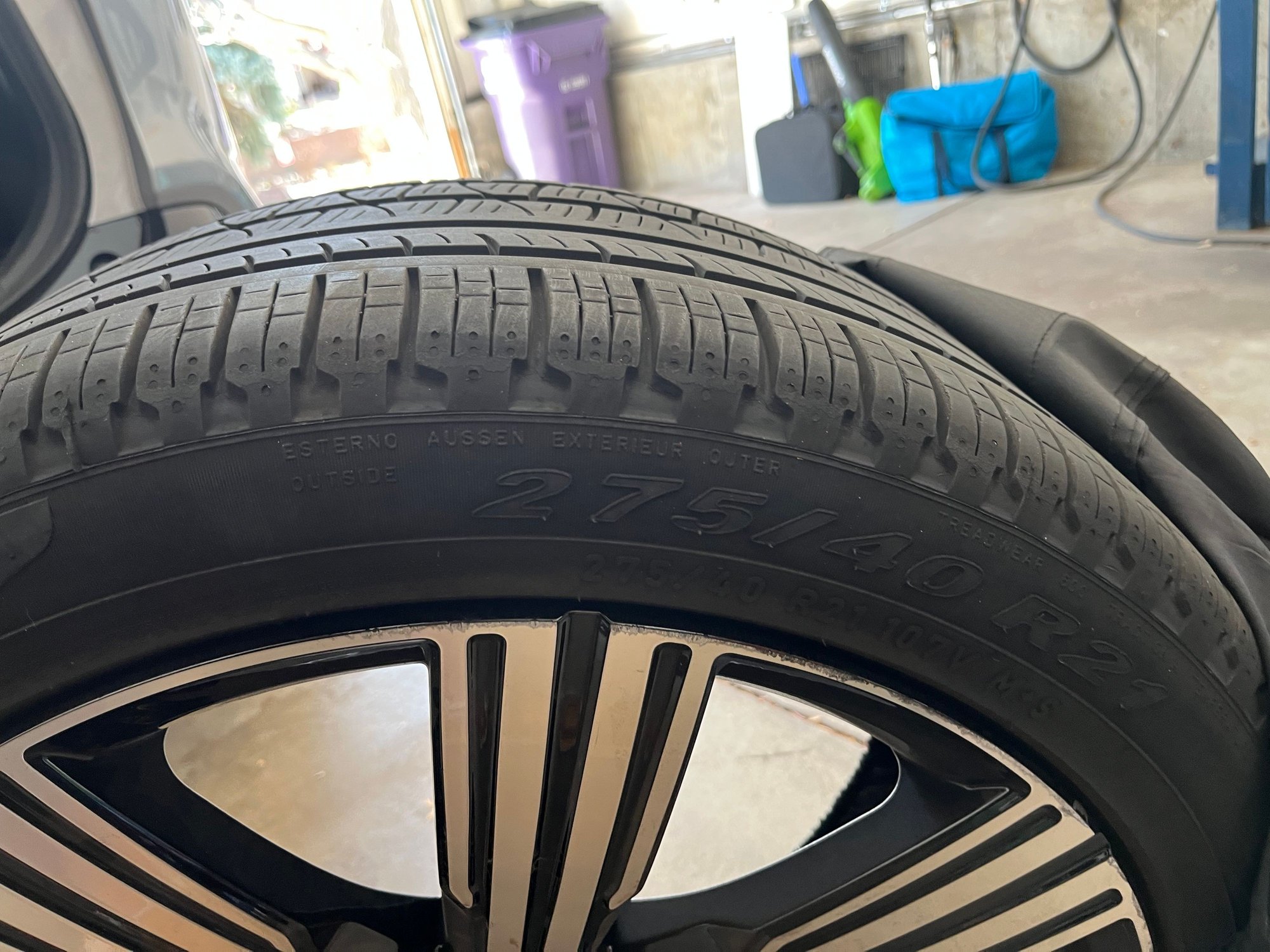 Wheels and Tires/Axles - 21 inch alooy wheels with Pirelii Scorpion Verde - Used - 0  All Models - Denver, CO 80237, United States