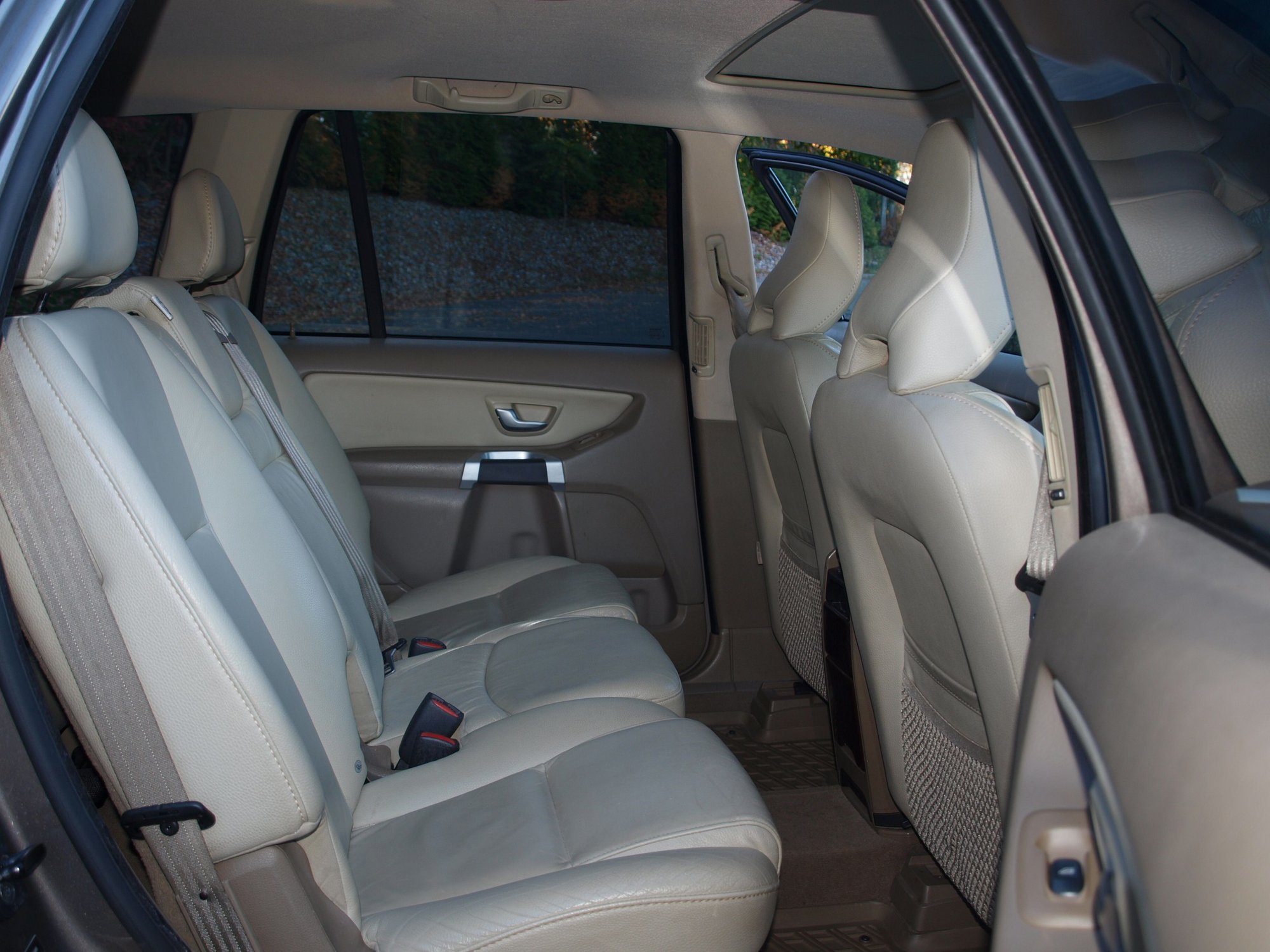 2012 Volvo XC90 - Original Owner selling Volvo XC90 AWD - Used - VIN YV4952cz8c1625885 - 100,561 Miles - 6 cyl - AWD - Automatic - SUV - Gray - Fairfield, CT 06825, United States