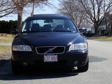 front view...the more and more i look at this the more and more i want to get the lowwering springs and the front lip for the bumper (taking in 2008)