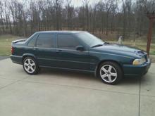 Quick shot with my tint installed. 20% all around looks great. I'll try to get a few better pics up shortly...