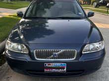 Left front light assembly is relatively new (<2 years)