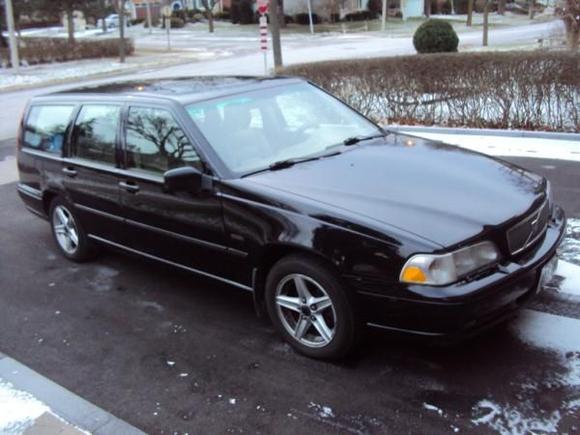 12/2010
Day after we drove it home.