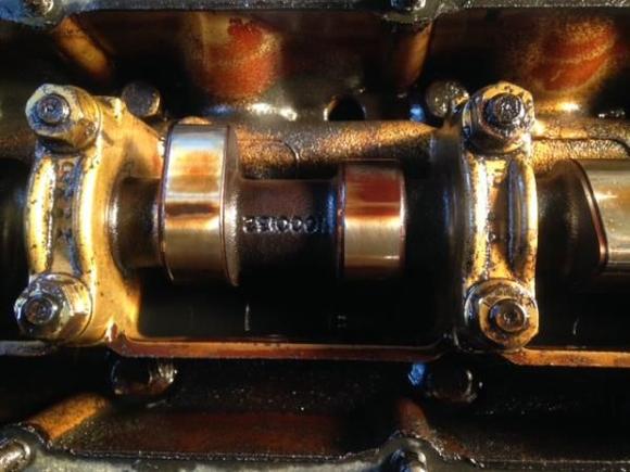 Volvo camshaft