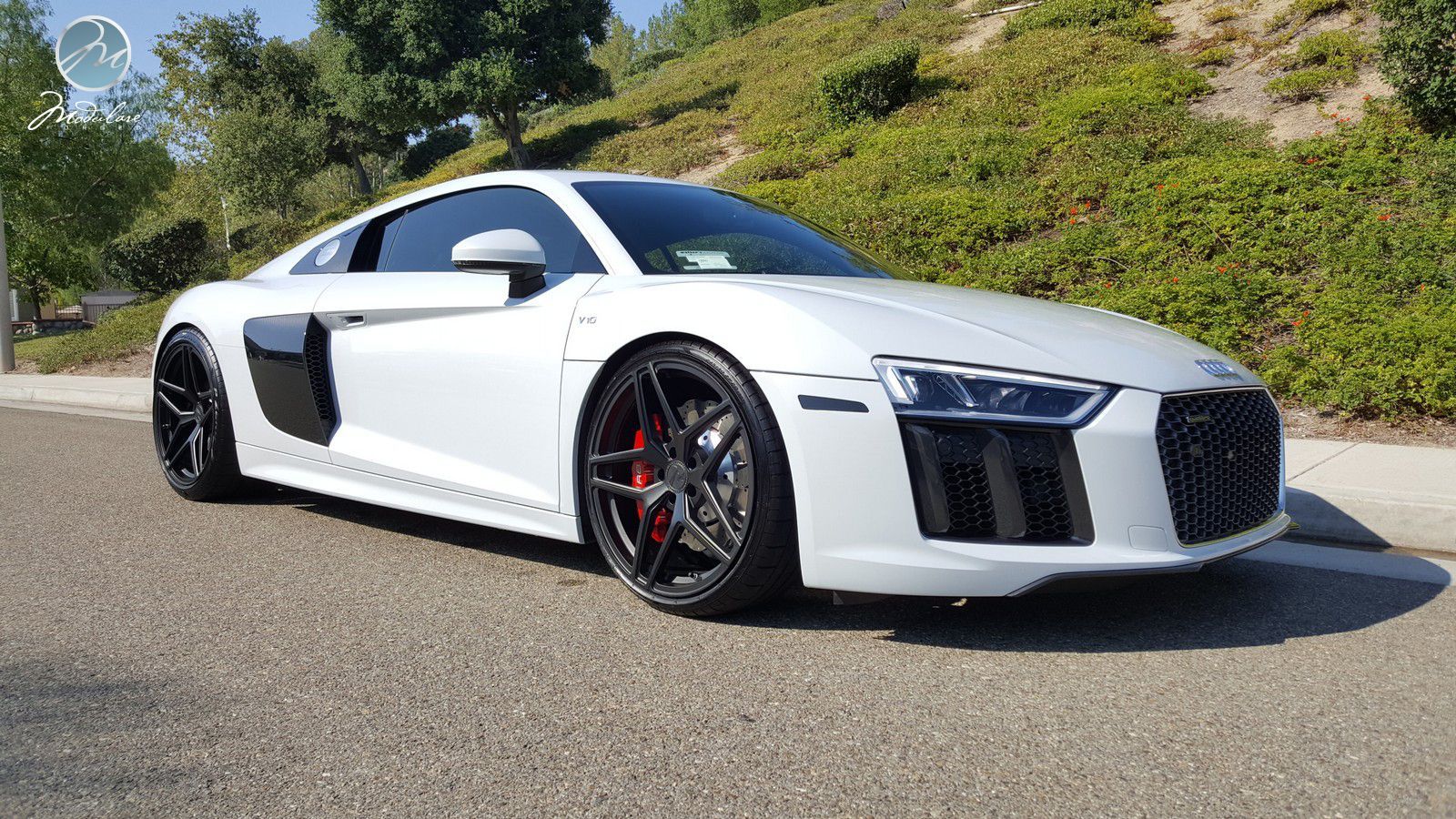 8 р 9. Audi r8 White. Audi r8 r20. Audi r8 White зима. Audi r8 2000 белая.