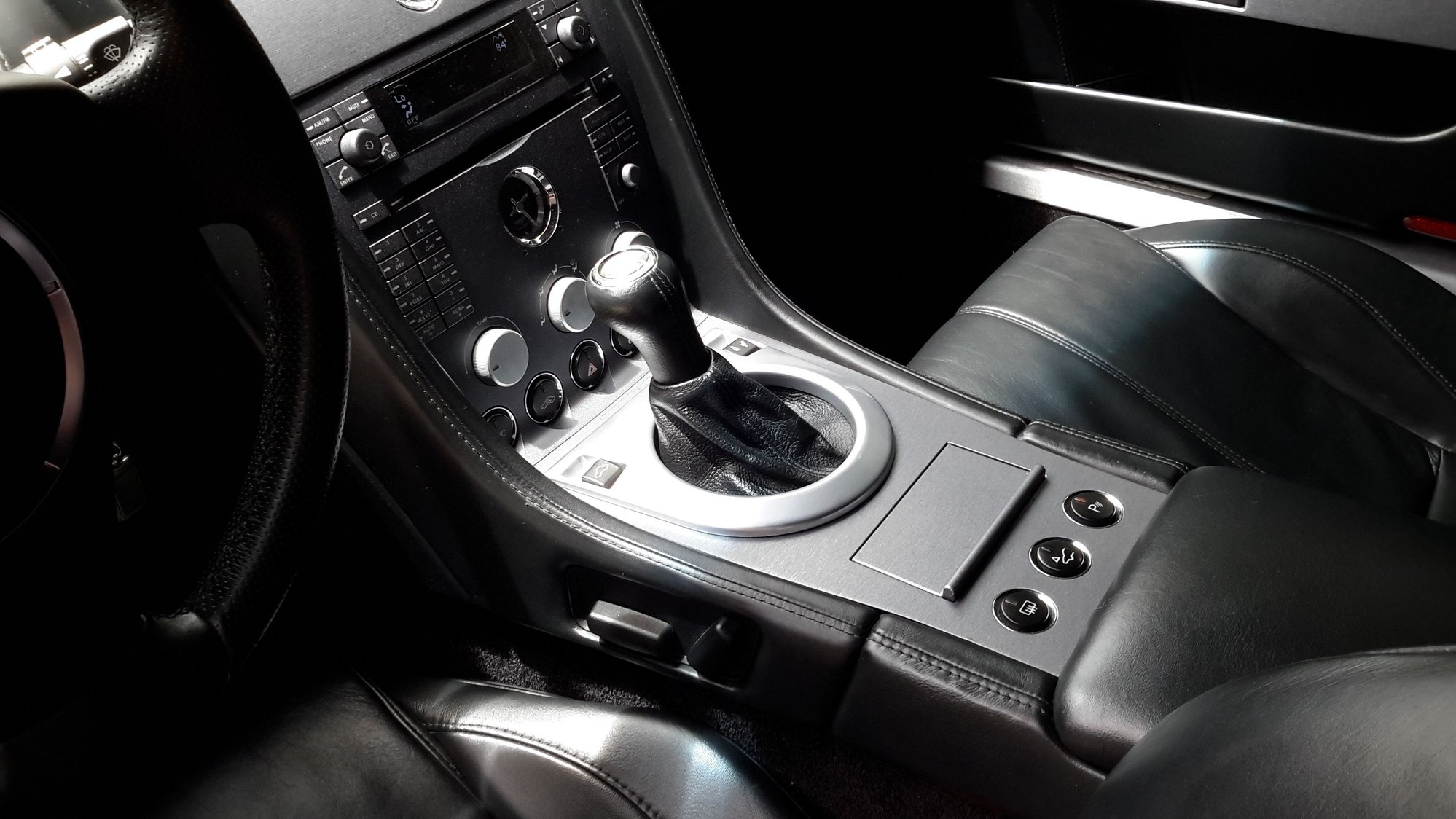 Added and modified the center button to operate the lift system.