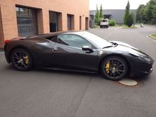 F-458 Coupe in grigio granito