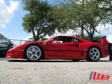 Ferrari F40 with Brembo GTR kit