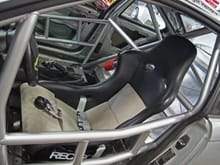 With the cage complete, it was time for the Recaro Pole Position to fit back in