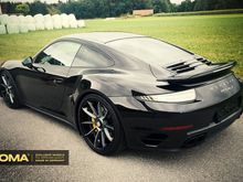 PORSCHE 991 TURBO S WITH 21″ ALLOY RIMS BY LOMA WHEELS