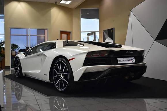 The first Lamborghini Aventador S has been revealed at Lamborghini Sterling in Virginia last night.