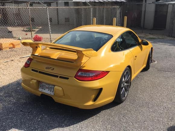 Yellow Porsche GT3 registered from Maryland. 
Photos are taken from Nick Streitz.