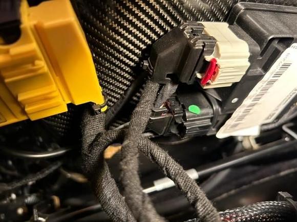 Passenger seat connector & sensor module