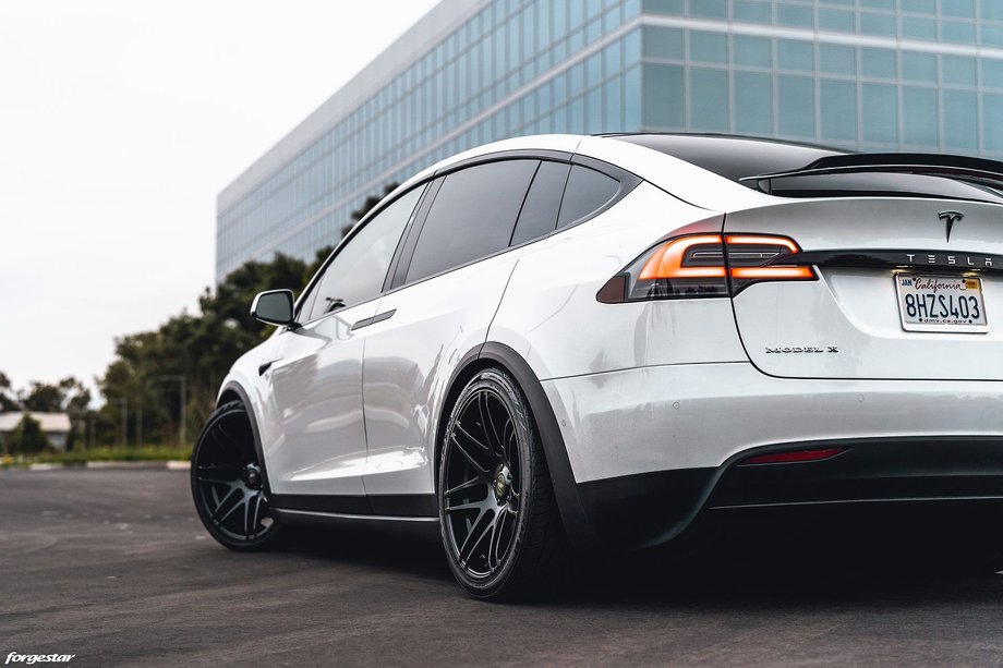 Tesla Model X Duo - Forgestar F14 Super Deep Concave Anyone