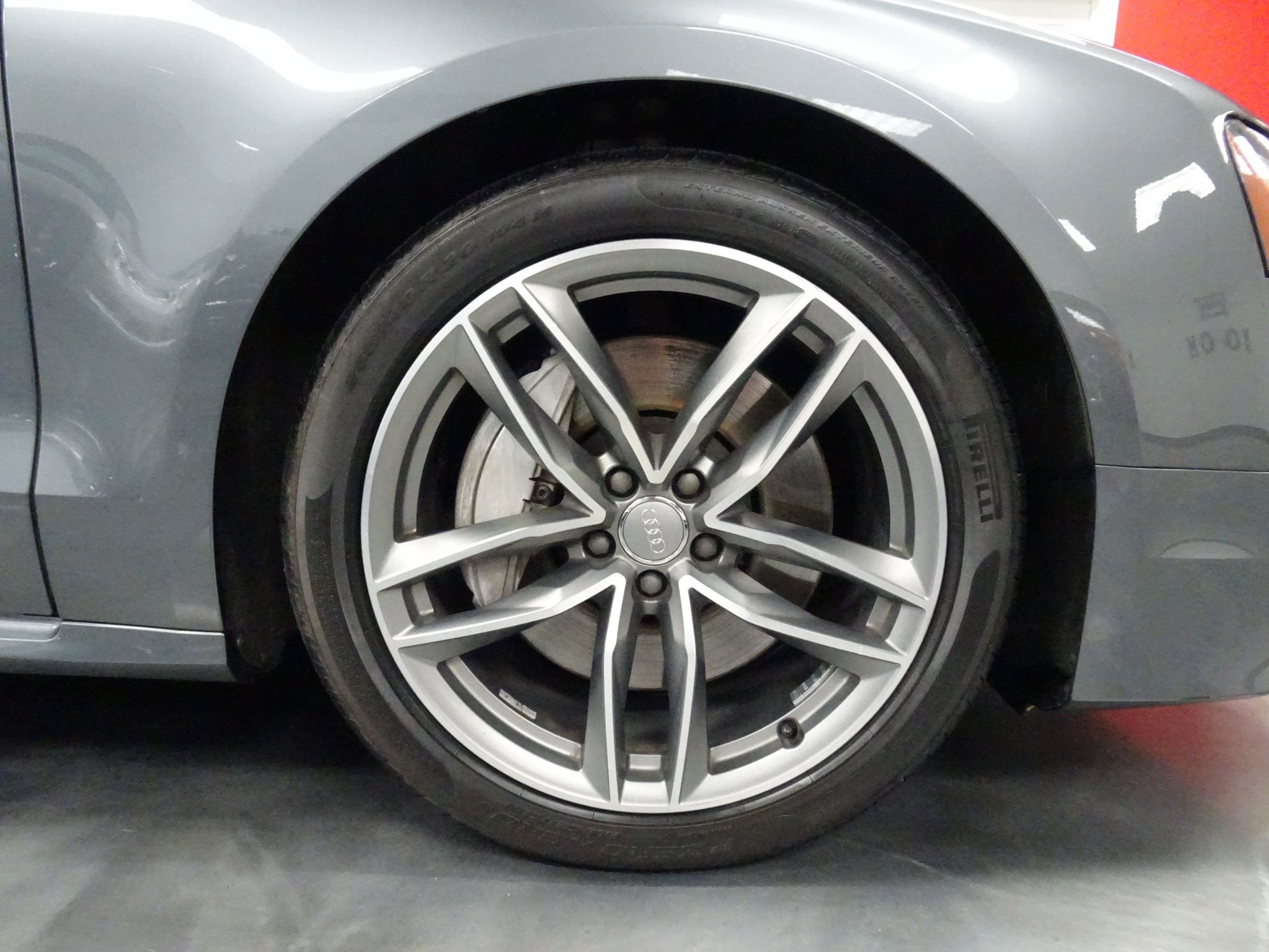 2017 Audi A8 Quattro - 2017 Audi A8 L 3.0T - Used - VIN WAU44AFD0HN001683 - 75,156 Miles - 6 cyl - AWD - Automatic - Sedan - Gray - Waterloo, IA 50701, United States
