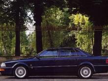 Audi V8 Quattro in navy