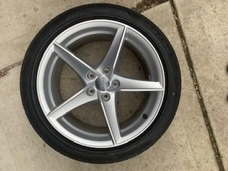 Wheels and Tires/Axles - Audi Aluminum Alloy Silver 5 Spoke wheels and tires - QTY 4 - $1,000 - Used - All Years Audi All Models - La Grange, IL 60525, United States