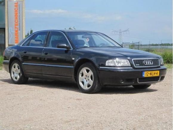 audi a8 sedan benzine zwart 002  15562782 Medium