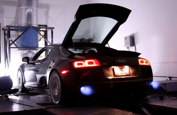 R8 Flames...Yea...WOW